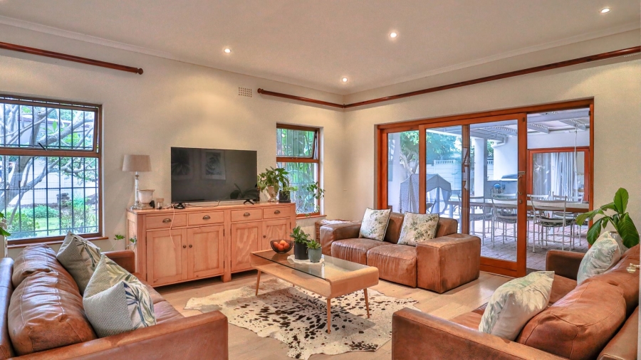 3 Bedroom Property for Sale in Constantia Western Cape